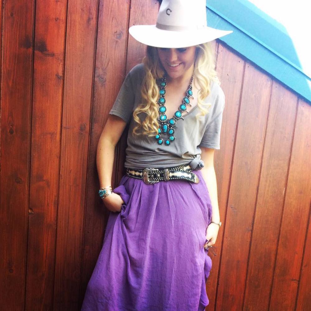 Meet your Posher, Olivia